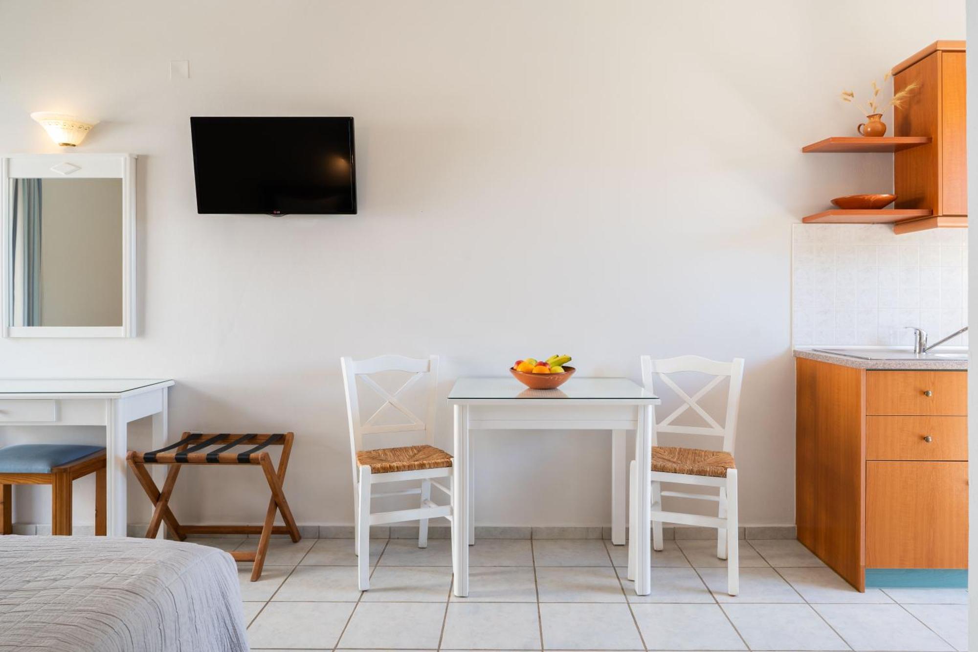 Medousa Studio & Apartments Plakias Exterior photo