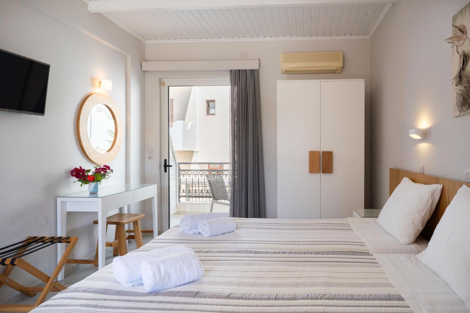Medousa Studio & Apartments Plakias Exterior photo