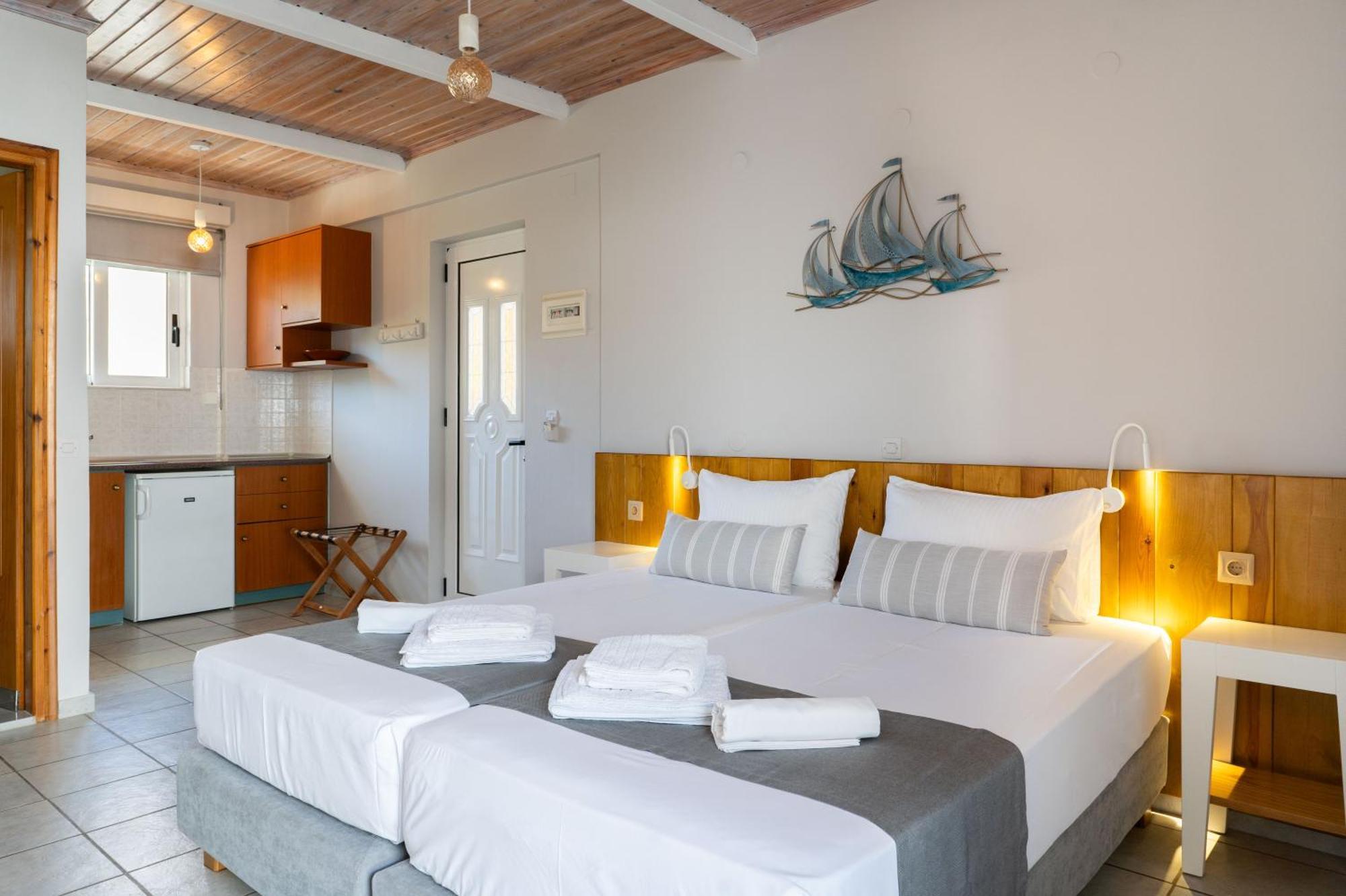 Medousa Studio & Apartments Plakias Exterior photo